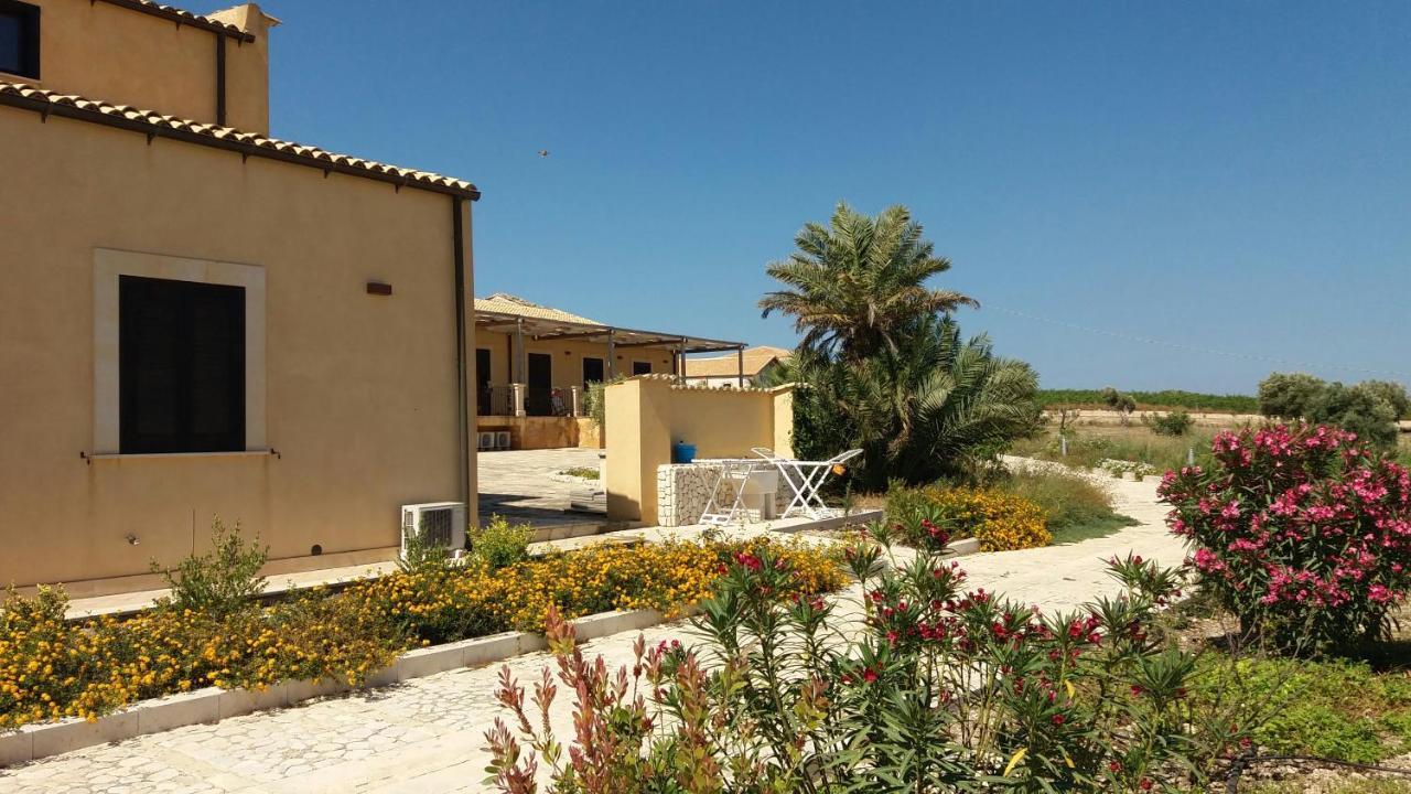 Le Sorelle Del Vino Marzamemi Exterior photo
